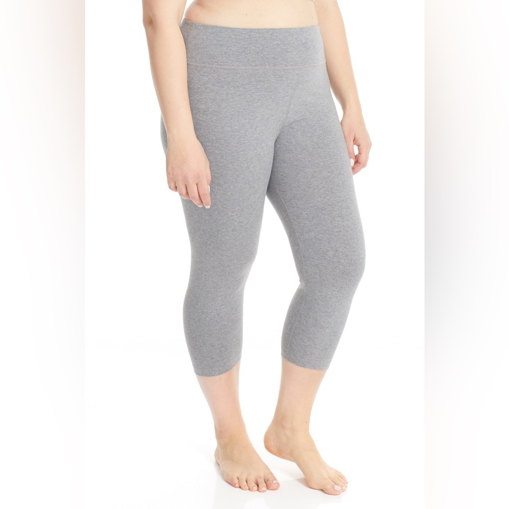Gray Capri Leggings size 3X
